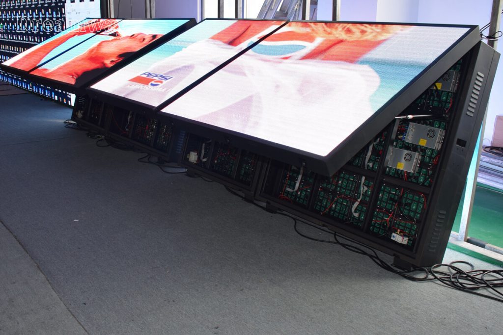 Outdoor Programmable LED Sign Double Sided in Canada Dreamway Outdoor & Indoor LED Display